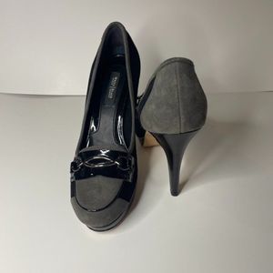 White House Black Market High Heels Size 6 1/2 Like New